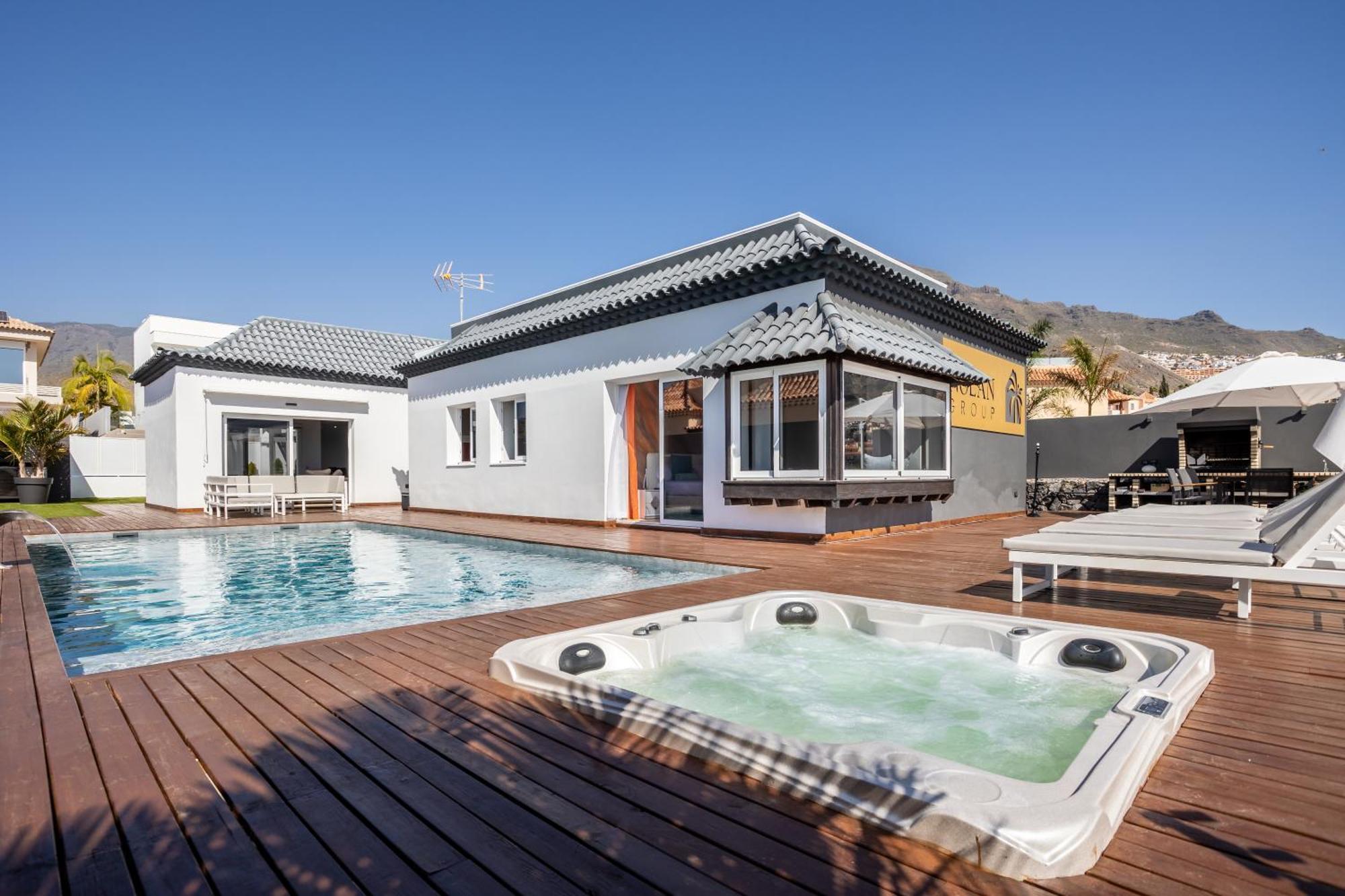 The New Villa Diana Costa Adeje  ภายนอก รูปภาพ